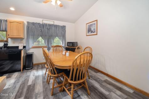 4040 River Road Niskayuna NY 12309