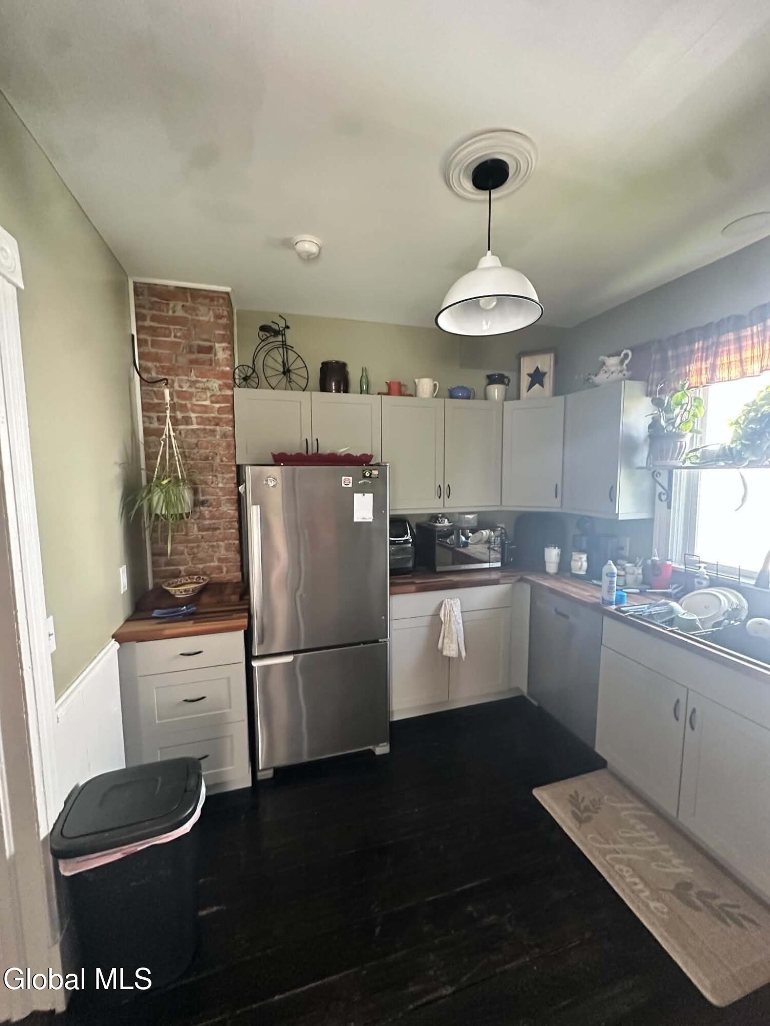 226 E Main Street Johnstown NY 12095