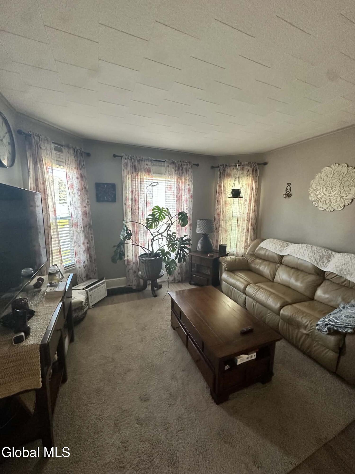 226 E Main Street Johnstown NY 12095