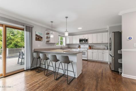 31 Concord Drive Saratoga Springs NY 12866