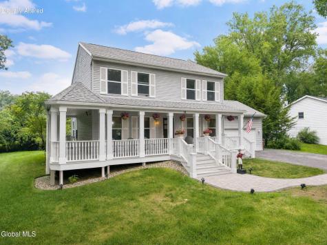 31 Concord Drive Saratoga Springs NY 12866