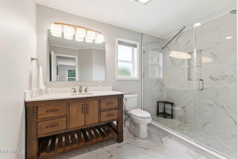 31 Concord Drive Saratoga Springs NY 12866