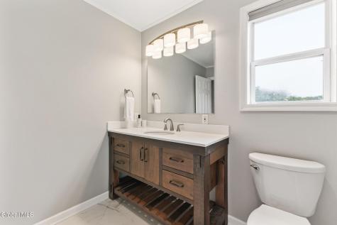 31 Concord Drive Saratoga Springs NY 12866