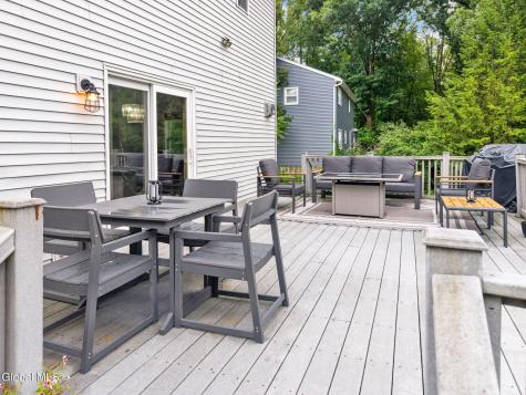 31 Concord Drive Saratoga Springs NY 12866