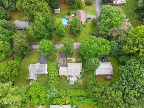 31 Concord Drive Saratoga Springs NY 12866