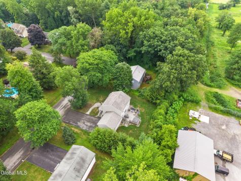 31 Concord Drive Saratoga Springs NY 12866