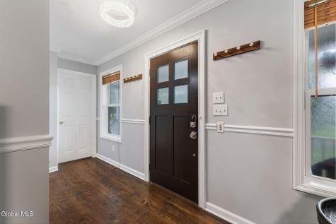 31 Concord Drive Saratoga Springs NY 12866