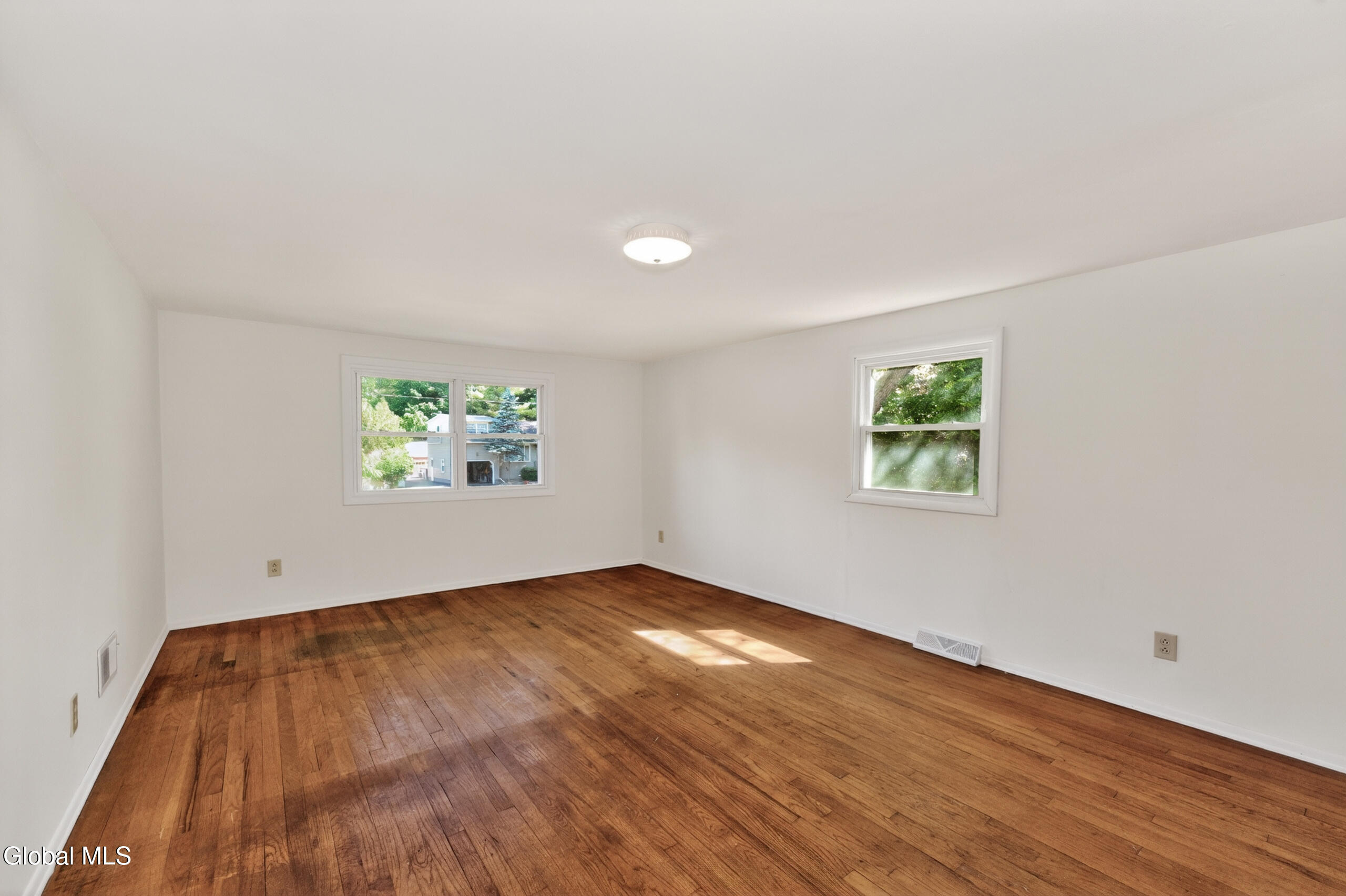 9 Chesebro Drive Schenectady NY 12309