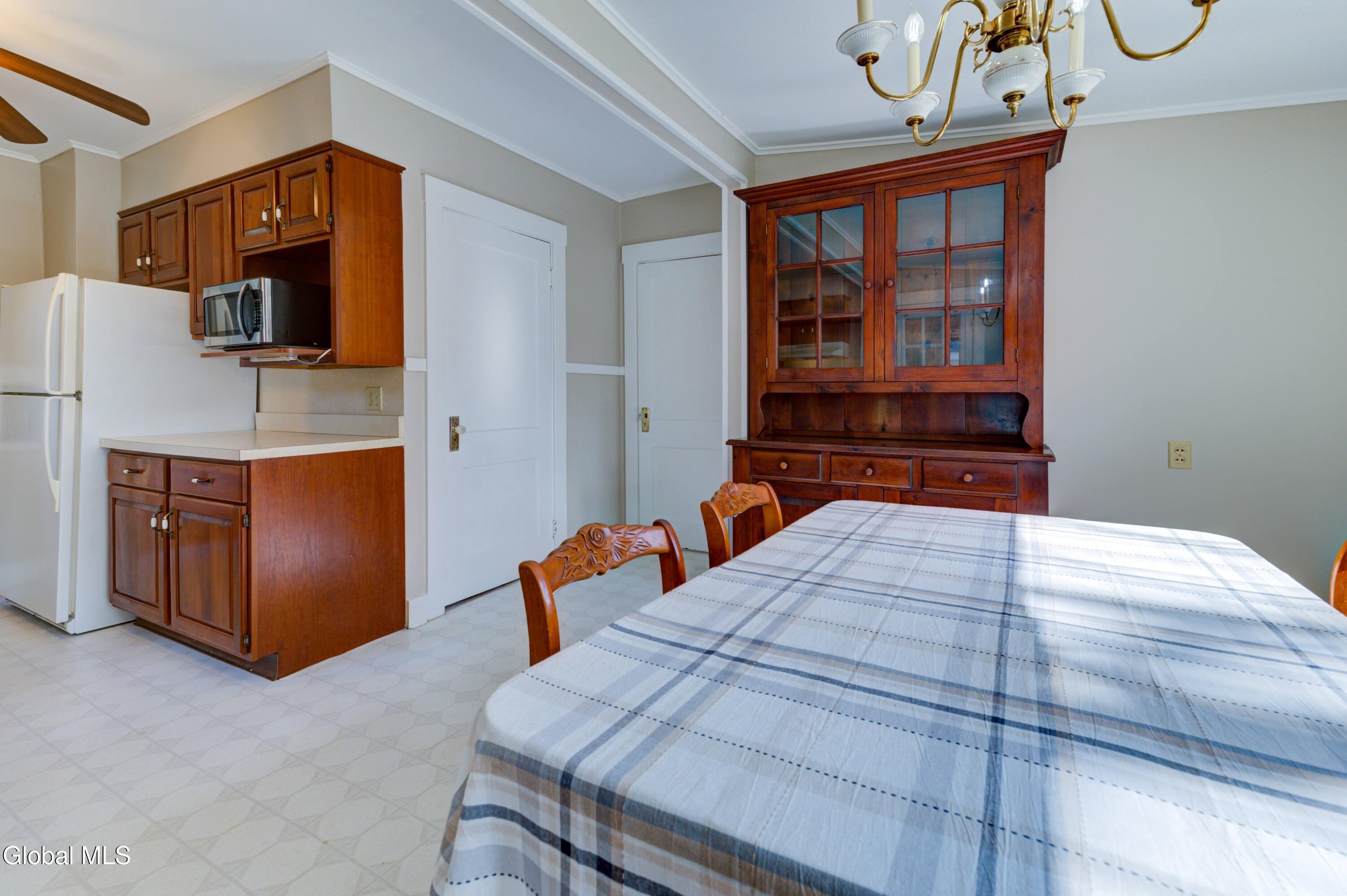 1162 S Country Club Drive Niskayuna NY 12309