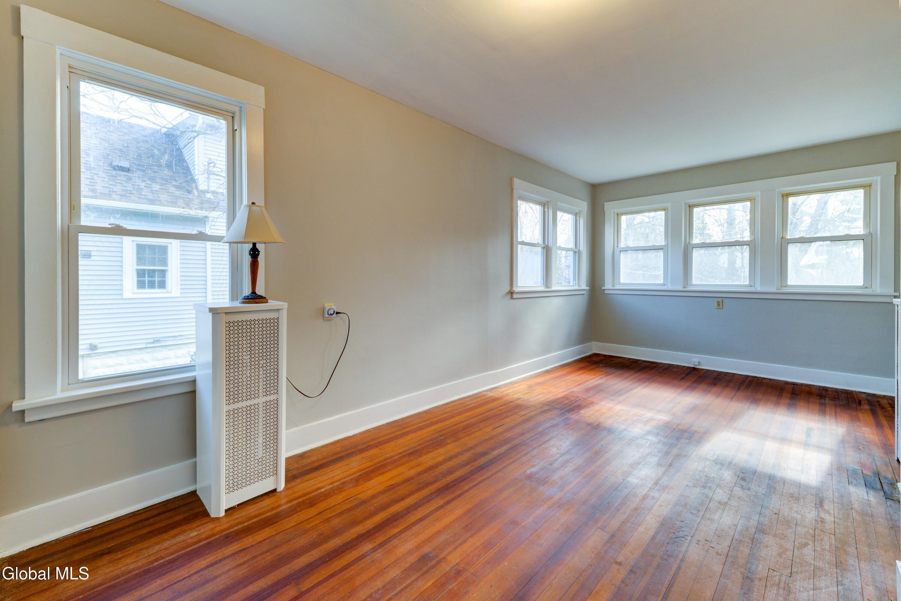 1162 S Country Club Drive Niskayuna NY 12309
