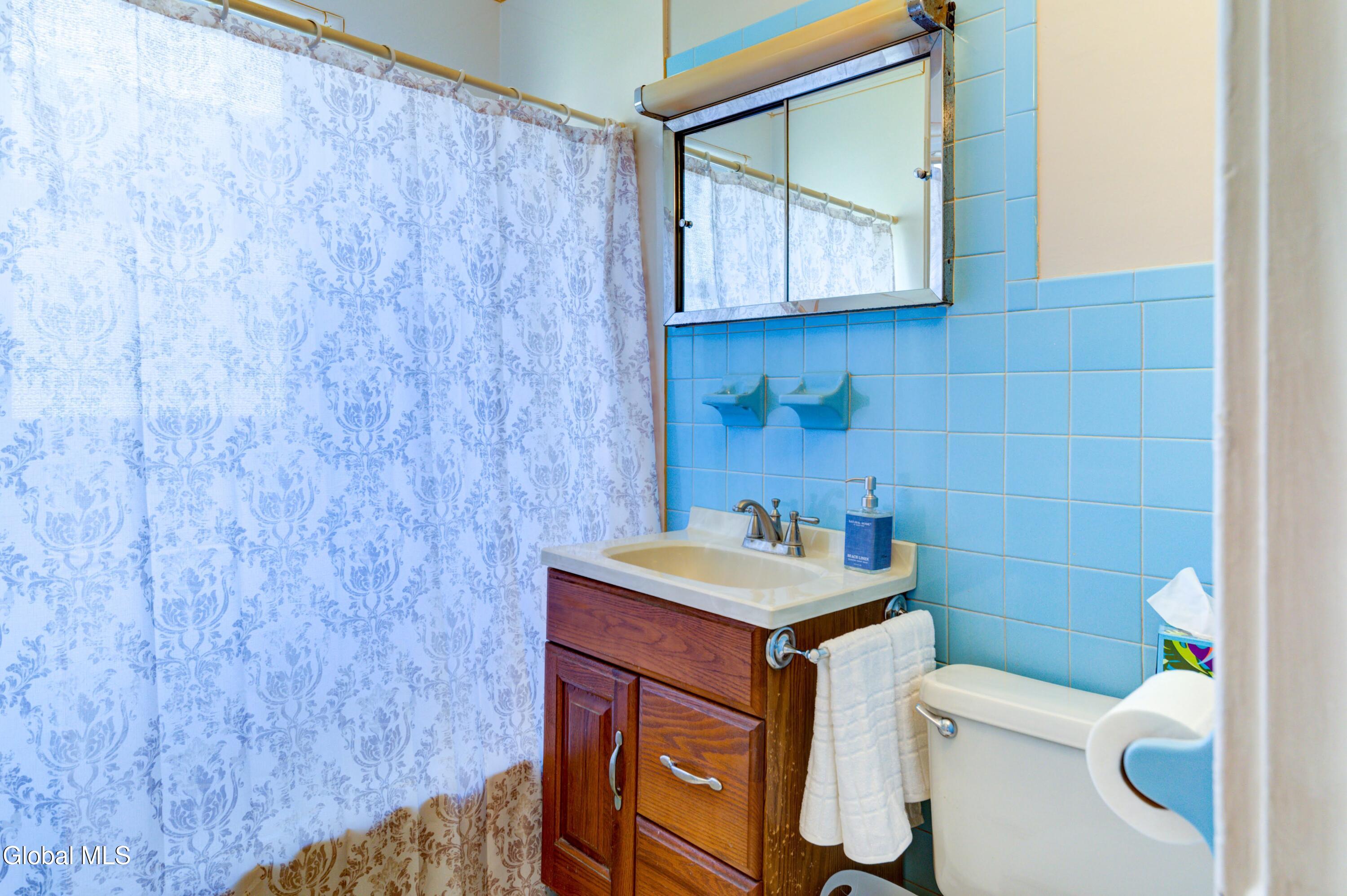 1162 S Country Club Drive Niskayuna NY 12309