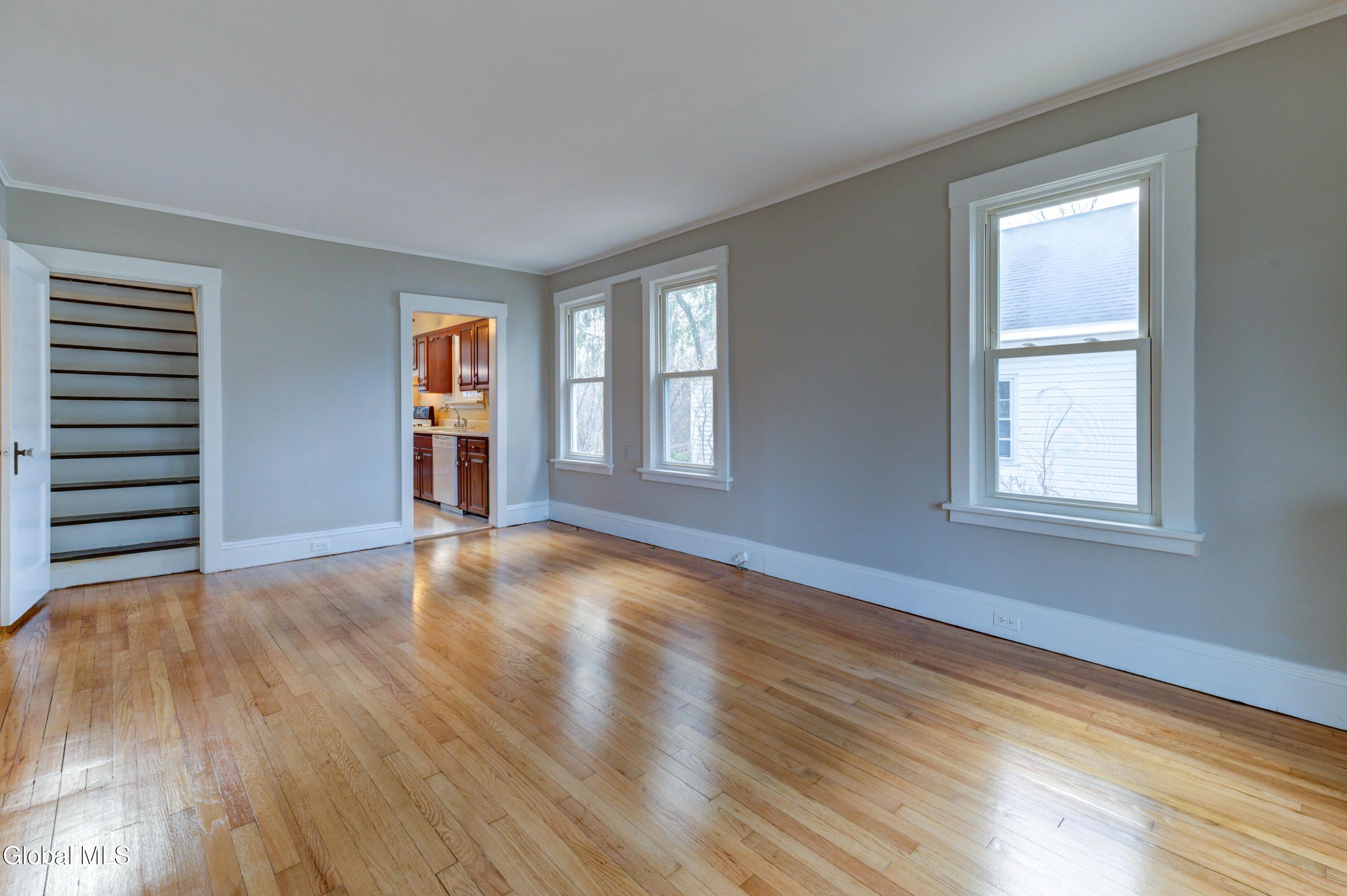 1162 S Country Club Drive Niskayuna NY 12309