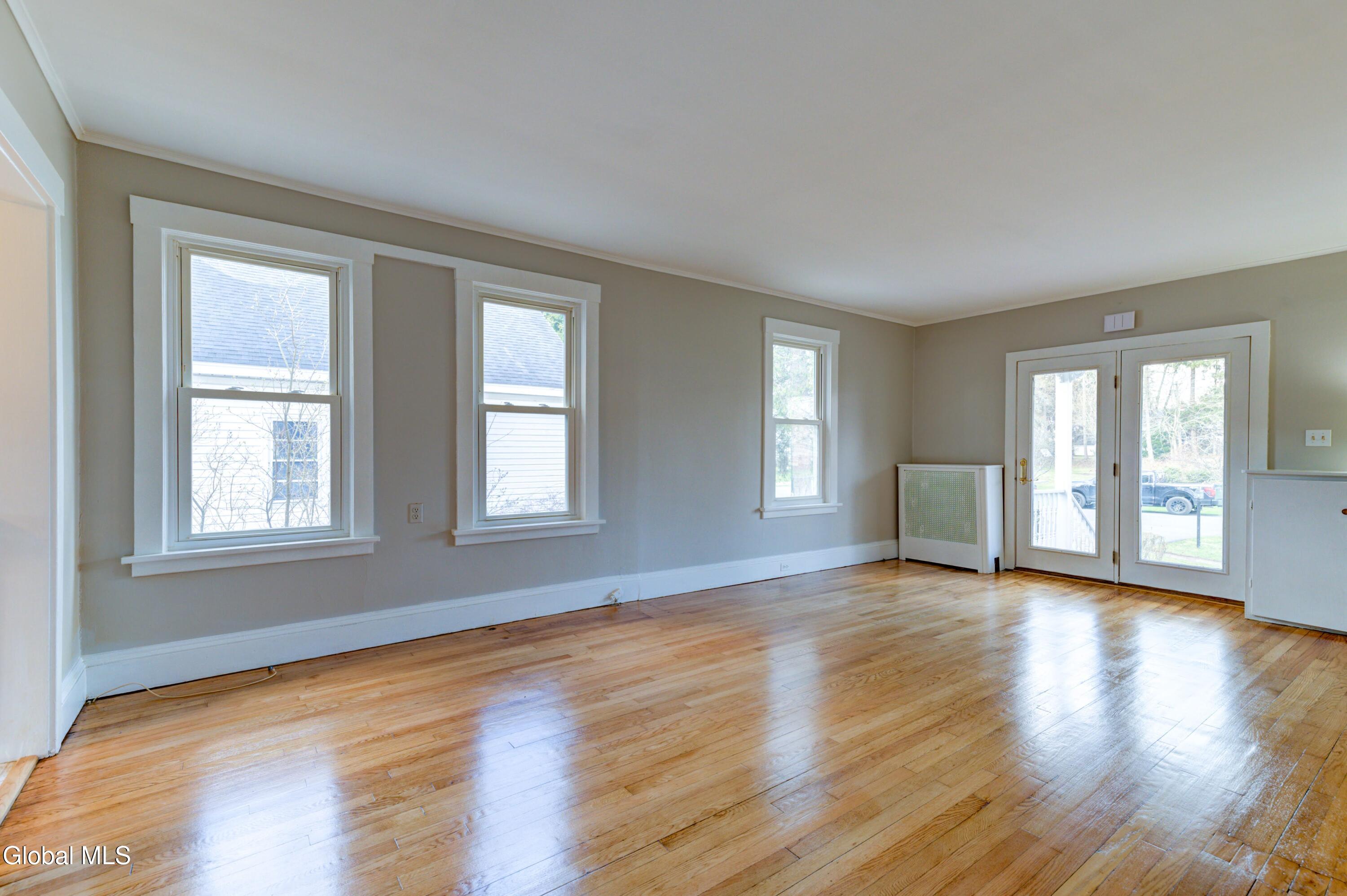 1162 S Country Club Drive Niskayuna NY 12309