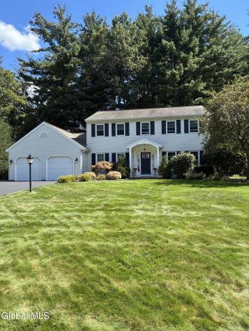 210 Sundew Drive Schenectady NY 12303