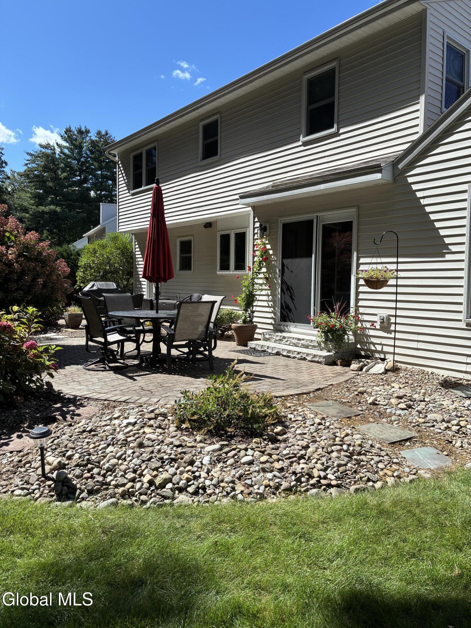 210 Sundew Drive Schenectady NY 12303
