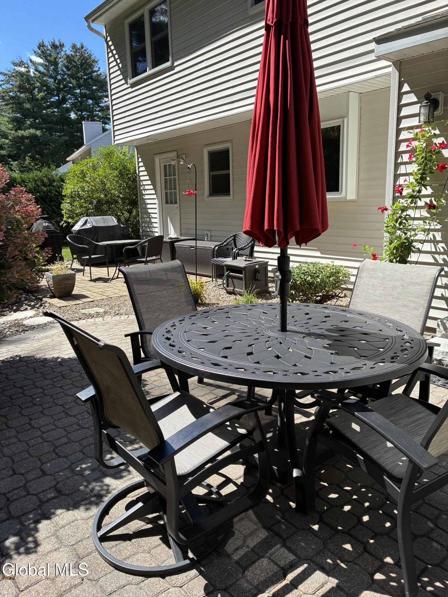 210 Sundew Drive Schenectady NY 12303