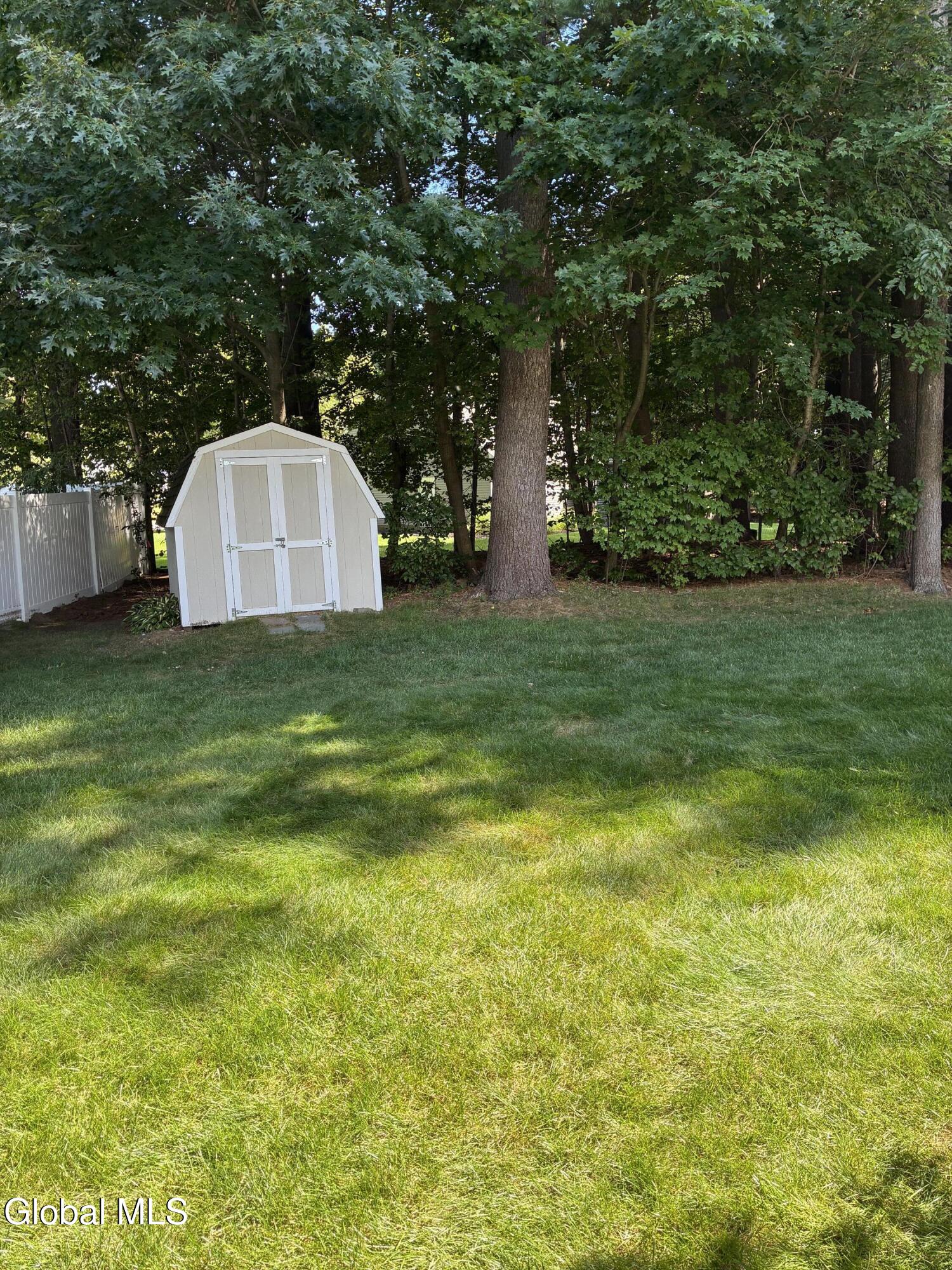 210 Sundew Drive Schenectady NY 12303