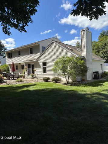 210 Sundew Drive Schenectady NY 12303