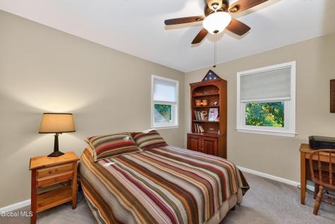 210 Sundew Drive Schenectady NY 12303