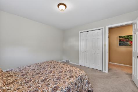 210 Sundew Drive Schenectady NY 12303