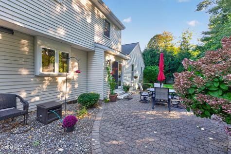 210 Sundew Drive Schenectady NY 12303