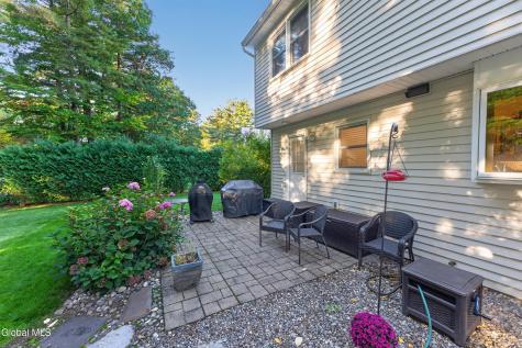 210 Sundew Drive Schenectady NY 12303