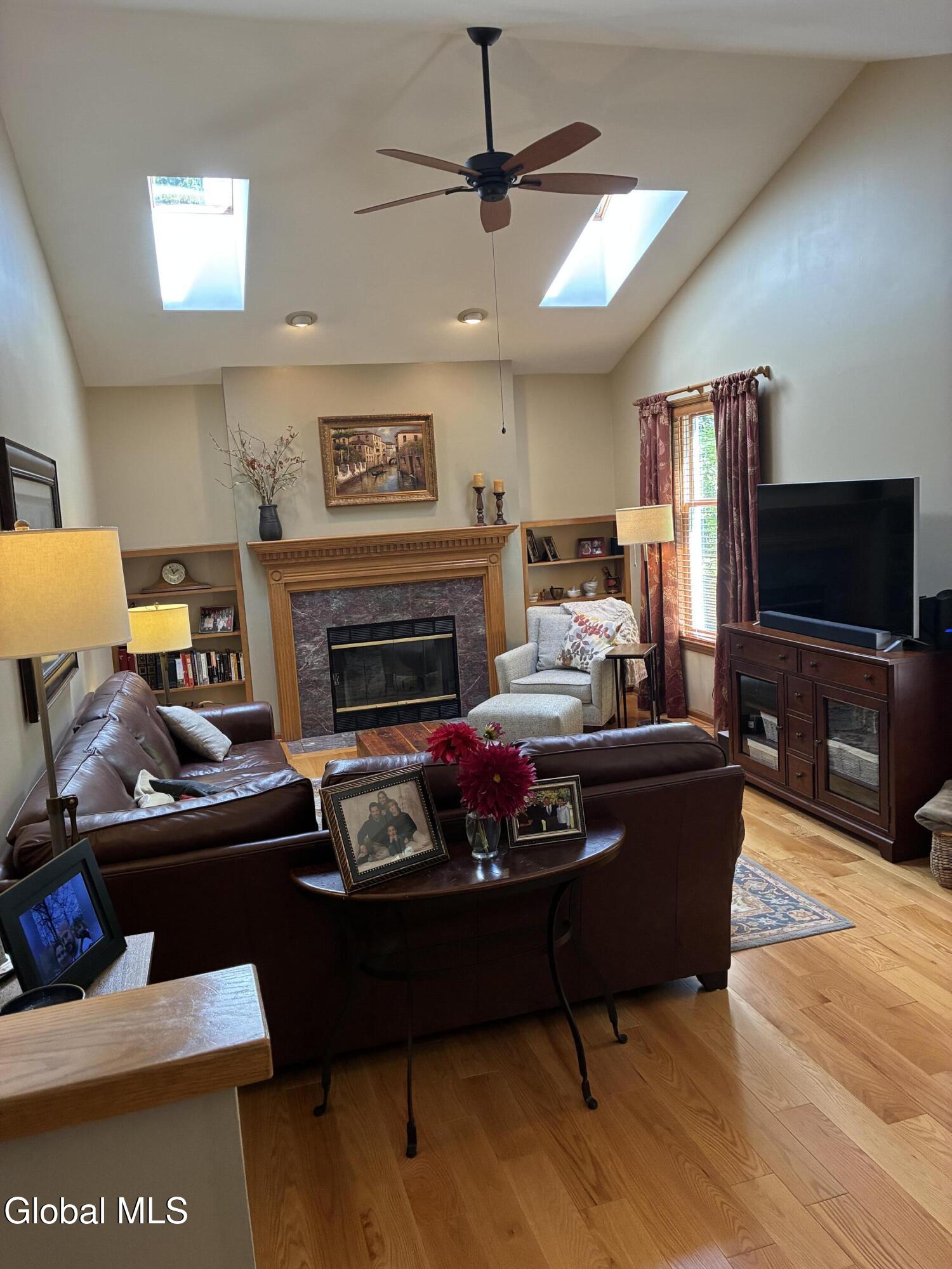 210 Sundew Drive Schenectady NY 12303