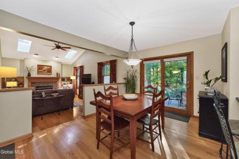 210 Sundew Drive Schenectady NY 12303