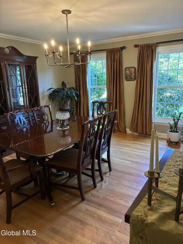 210 Sundew Drive Schenectady NY 12303