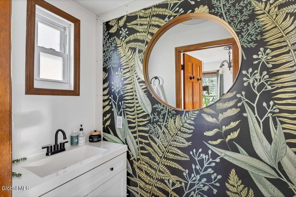 126 Glen Avenue Scotia NY 12302