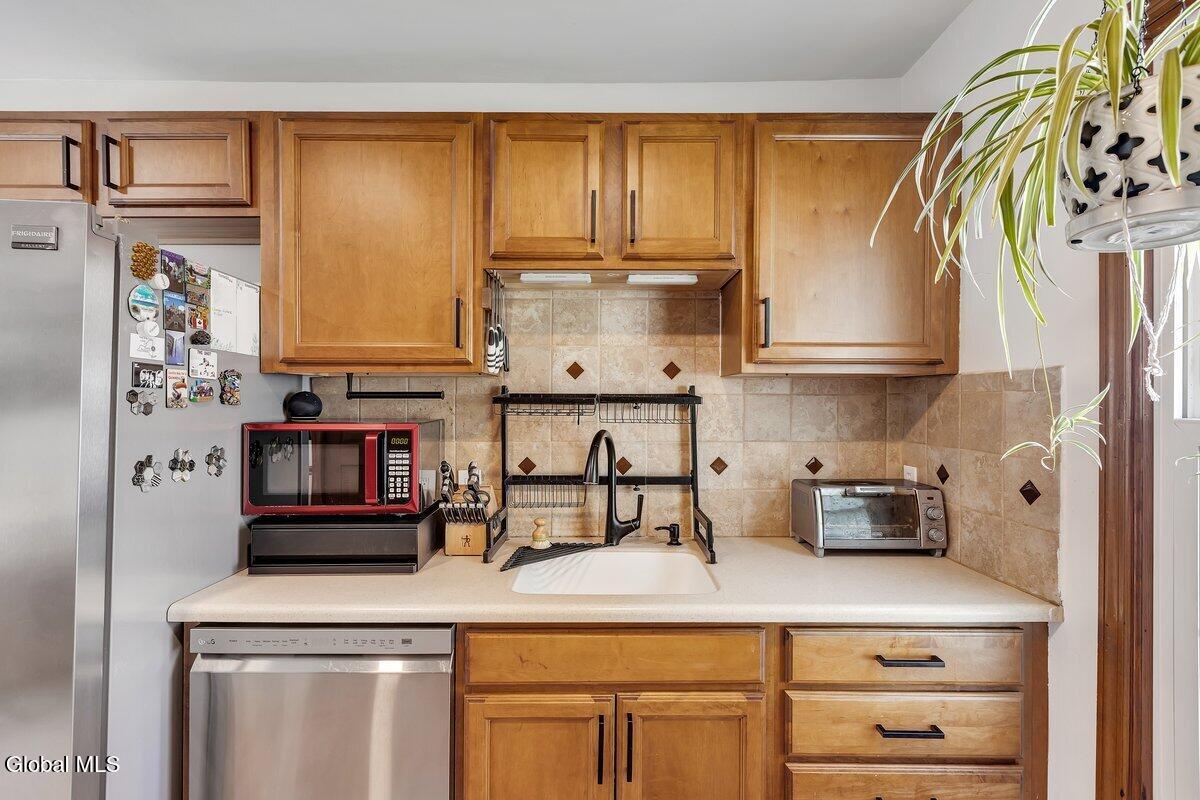 126 Glen Avenue Scotia NY 12302