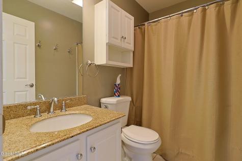 10 Darren's Way Albany NY 12205