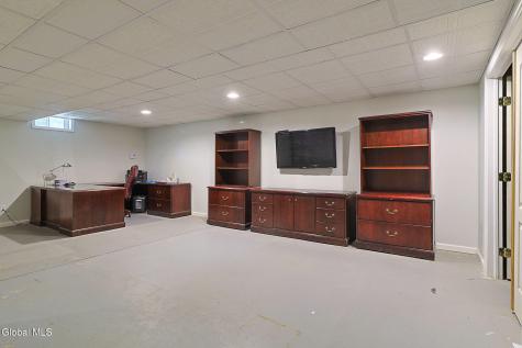 10 Darren's Way Albany NY 12205