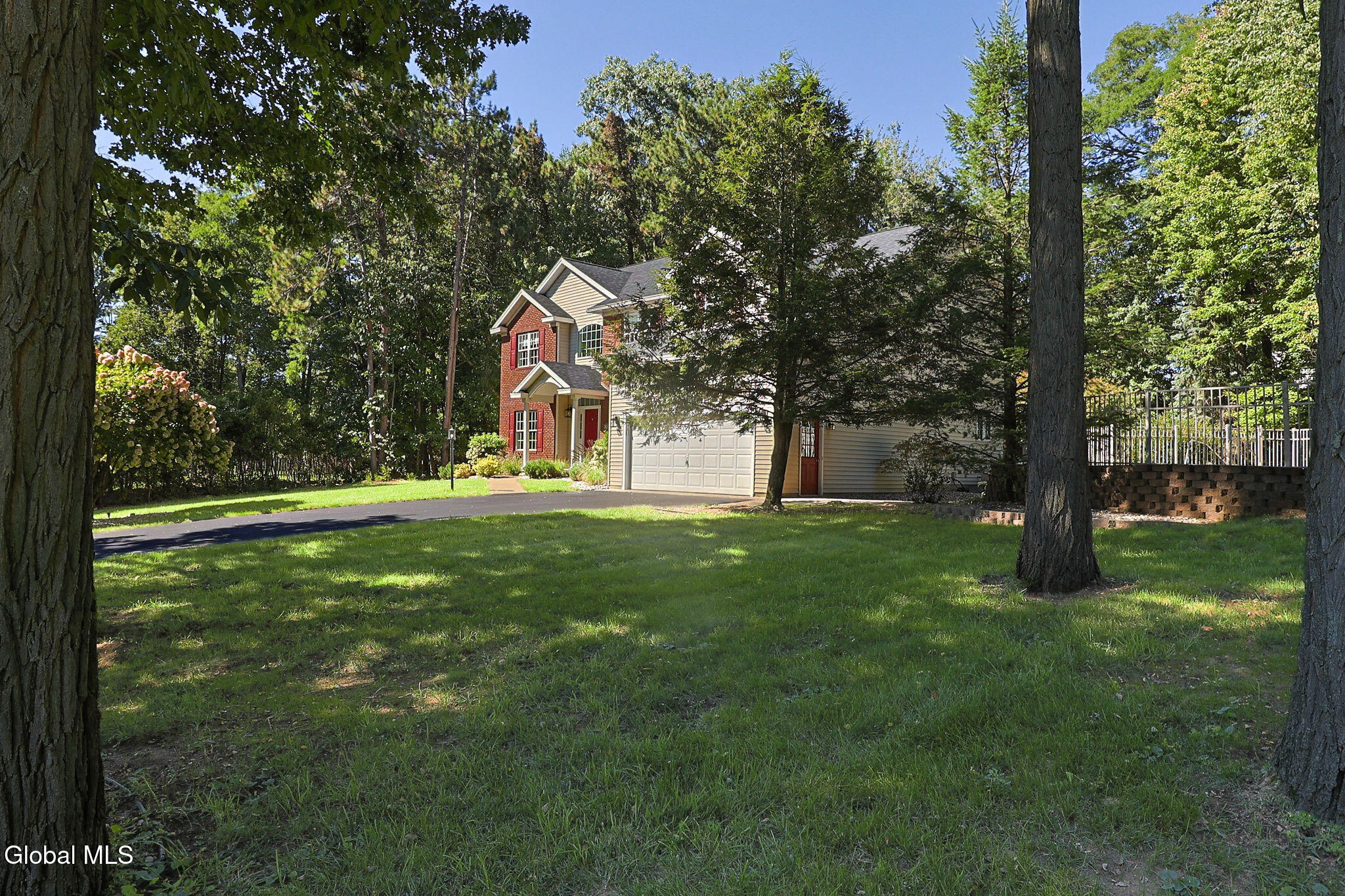 10 Darren's Way Albany NY 12205