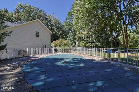10 Darren's Way Albany NY 12205