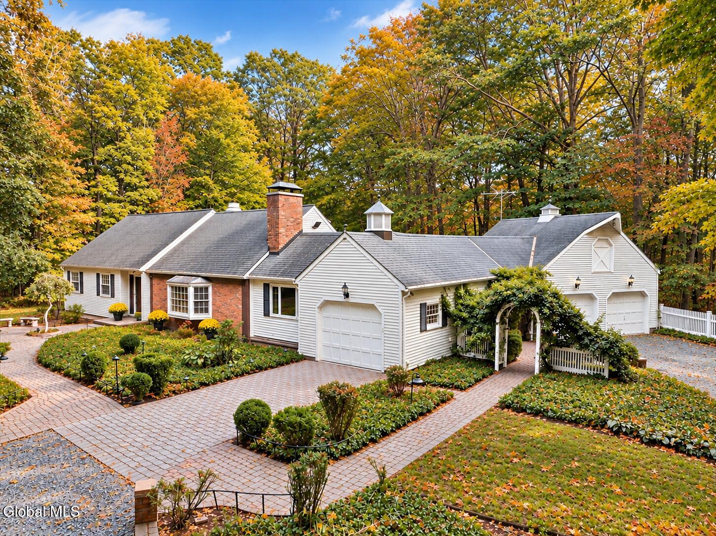 962 Grooms Road Rexford NY 12148
