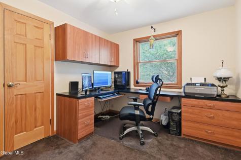 3403 Gari Lane Guilderland NY 12303