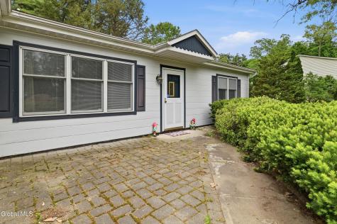 3403 Gari Lane Guilderland NY 12303
