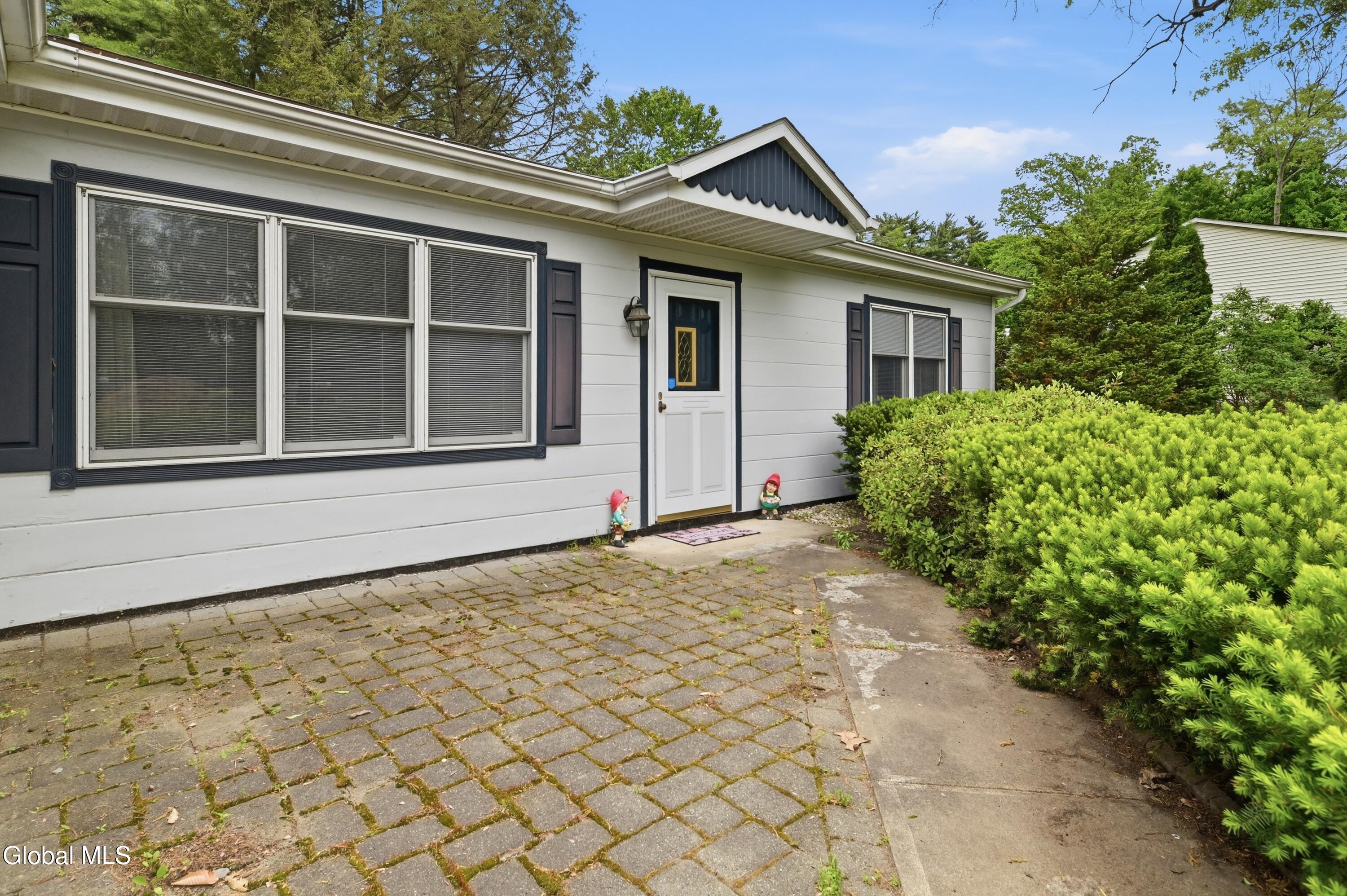 3403 Gari Lane Guilderland NY 12303