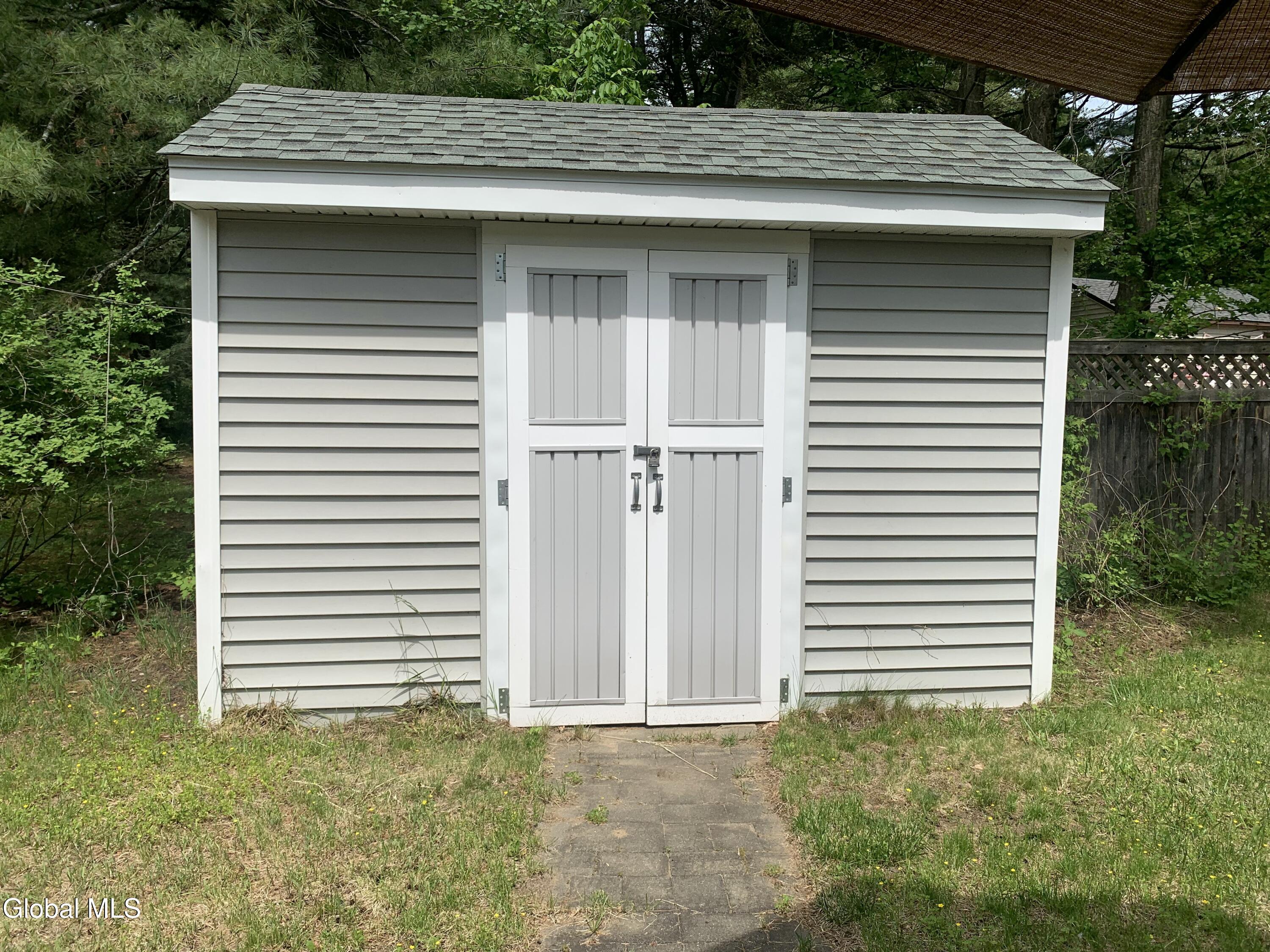 3403 Gari Lane Guilderland NY 12303