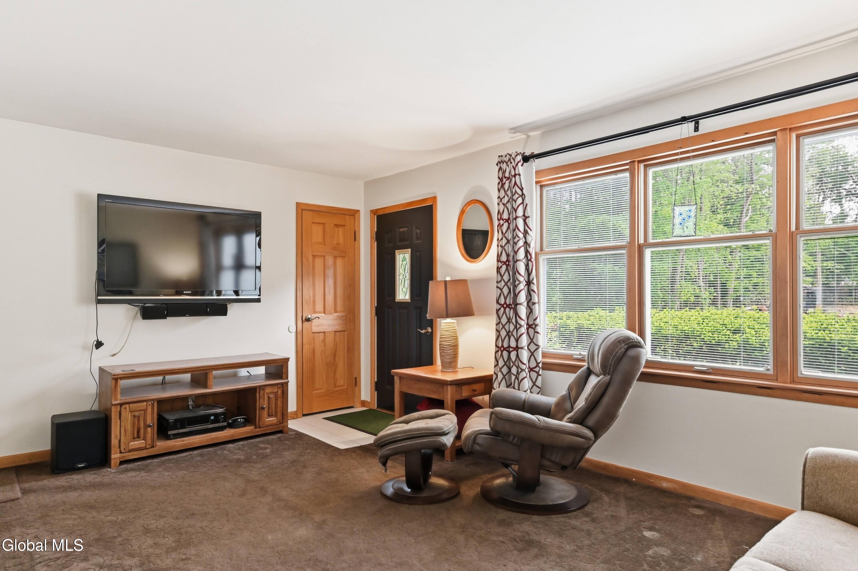 3403 Gari Lane Guilderland NY 12303