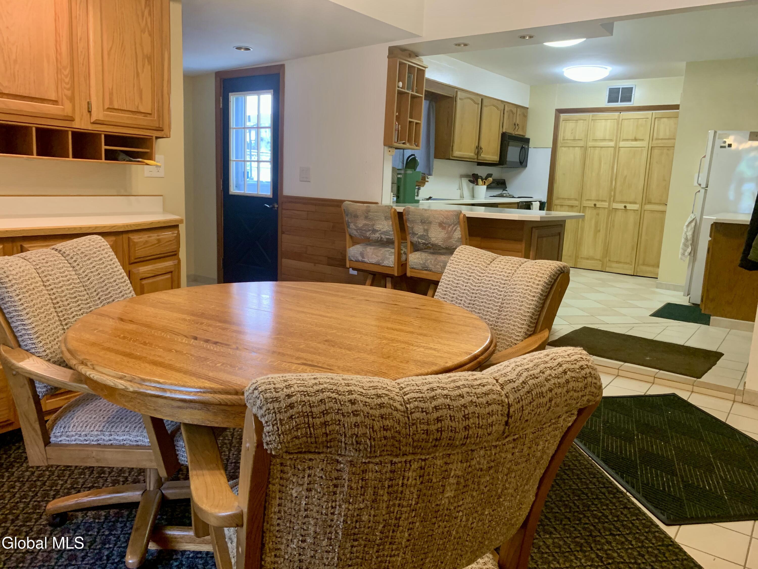 3403 Gari Lane Guilderland NY 12303