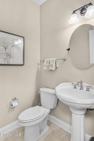 4 Stoney Heights Court Clifton Park NY 12065