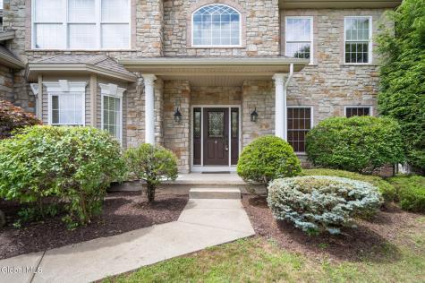 4 Stoney Heights Court Clifton Park NY 12065