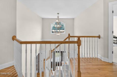 4 Stoney Heights Court Clifton Park NY 12065