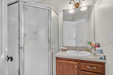 4 Stoney Heights Court Clifton Park NY 12065