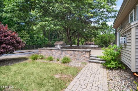 4 Stoney Heights Court Clifton Park NY 12065