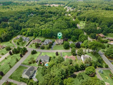 4 Stoney Heights Court Clifton Park NY 12065