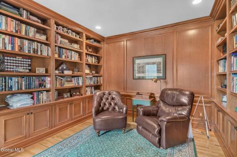 4 Stoney Heights Court Clifton Park NY 12065