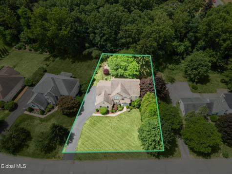 4 Stoney Heights Court Clifton Park NY 12065